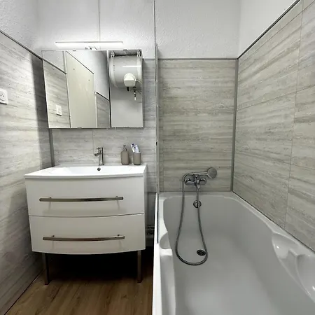 Apartmán 4pers Renove Avec Jardin Et Place Privee Les Lecques