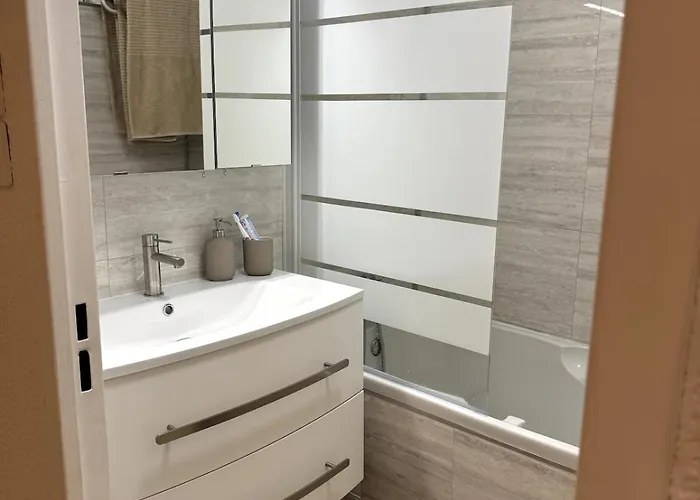 4pers Renove Avec Jardin Et Place Privee ليه ليكيه